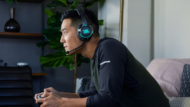 JBL Quantum 810 and 610: PlayStation and PC