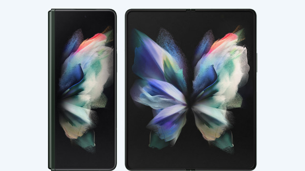 Fold 3: vertical fold, large screen, and heavy