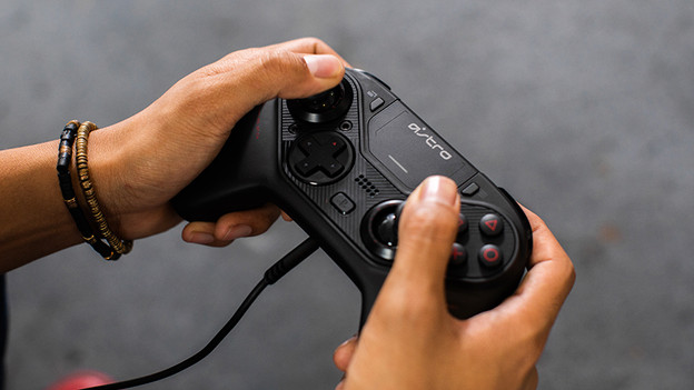 C40 controller swappable