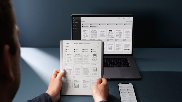 reMarkable 2: only a black and white screen