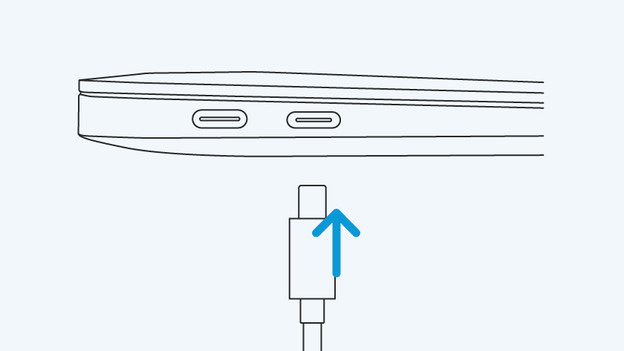 Usb C kabel in laptop steken