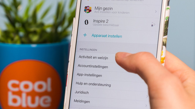 Tik op 'Activiteit en welzijn'.