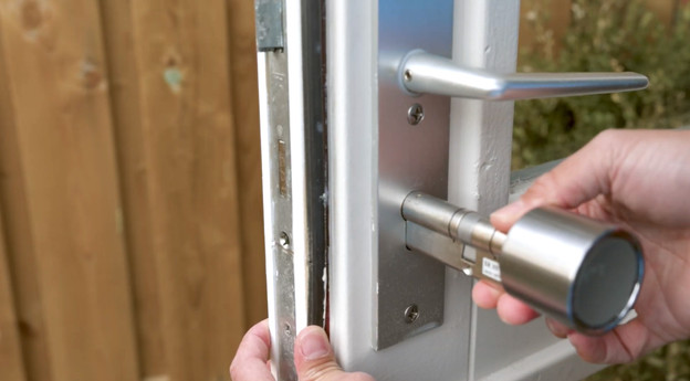 installatie bold deurslot