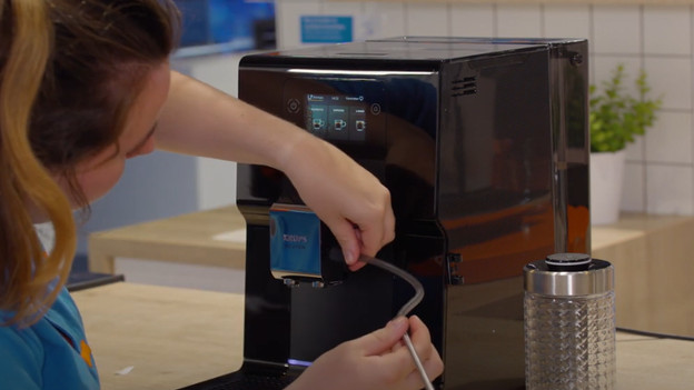 Connect the milk system