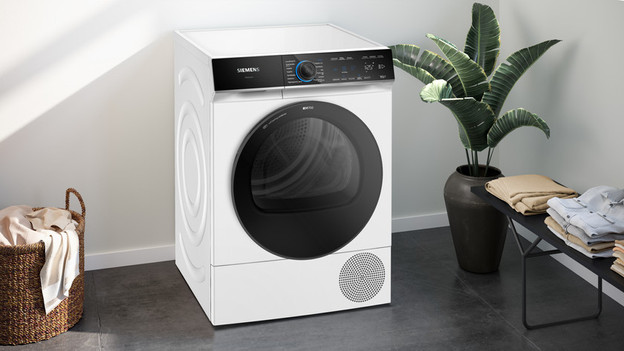 Siemens dryer with self-cleaning condenser