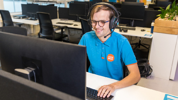 JBL Quantum 810 and 910: yes