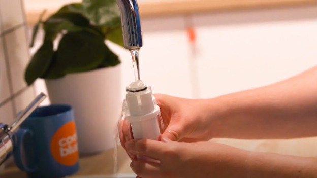 Prepare the water filter