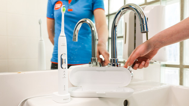 Opzetborstel op Philips Sonicare zetten