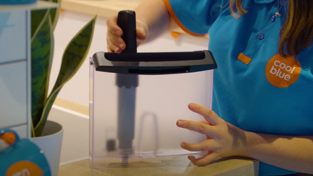 Set the water filter