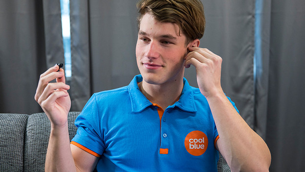 Put earbuds in your ears