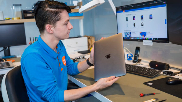 Coolblue laptop specialist