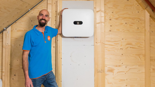Series-connected solar roof