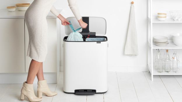 Trash can 2 compartments