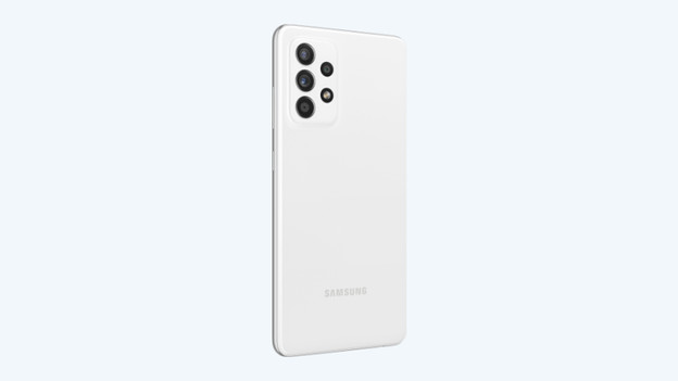 Samsung A52: 4500mAh, charge in one hour
