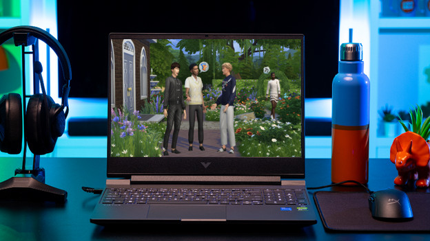 The Sims 4 on a gaming laptop