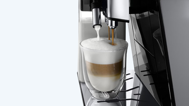 De'Longhi cappuccino coffee machine