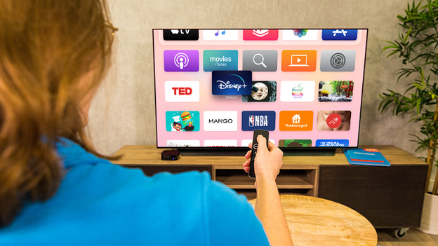 Adjust the home screen of the Apple TV