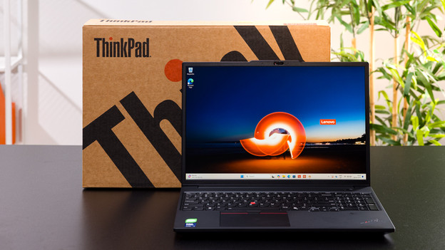 Verpakking van de ThinkPad P16s Gen 3