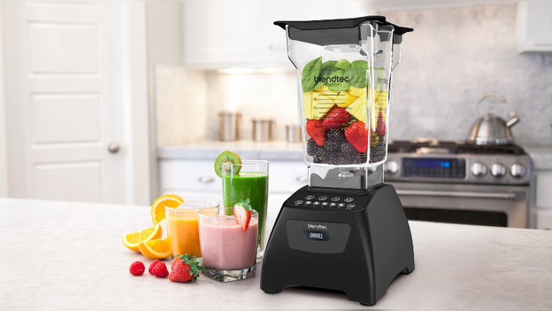 Blender with smoothies
