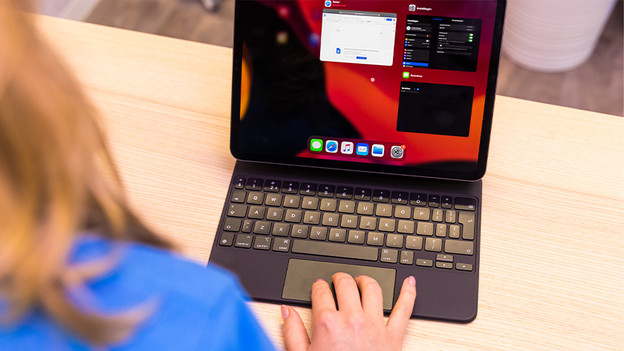 Apple iPad met Magic Keyboard trackpad