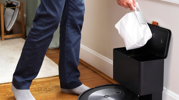 j7+: automatic emptying without refilling