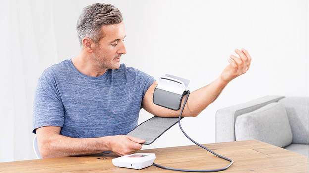 Blood pressure monitor