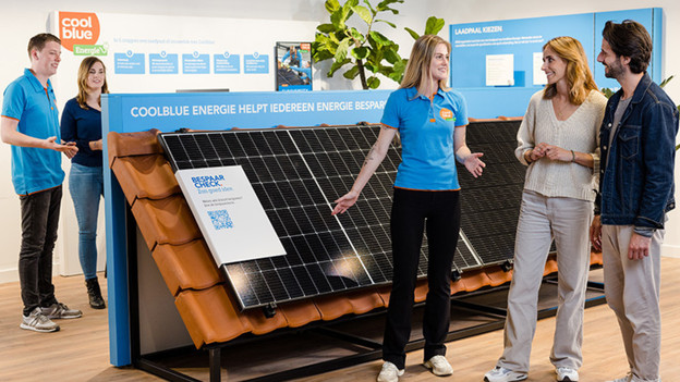 Solar panels in Coolblue store