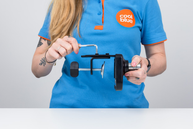 dikte bureau opmeten, bureauklem plaatsen