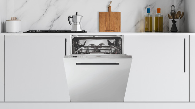 Open Whirlpool Natural Dry vaatwasser