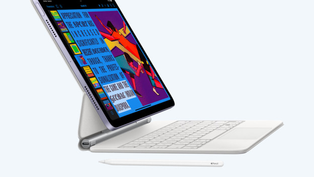 iPad Pro (2021): Pencil 2, Magic Keyboard, and Smart Keyboard
