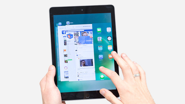 Multitasking on the Apple iPad