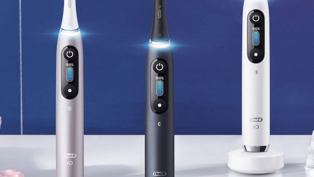 Oral-B iO: display, magnetic charger