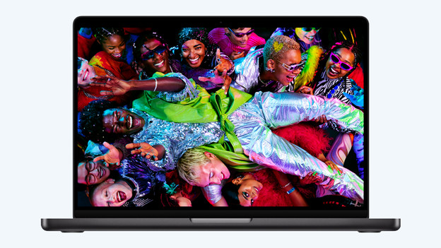 Screen: razor-sharp Liquid Retina XDR display