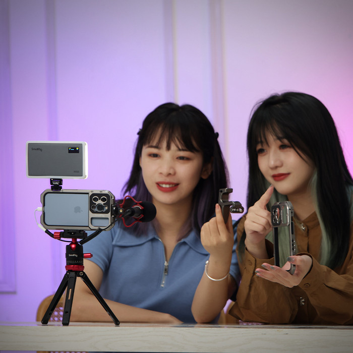 Smallrig RGB RM120 product in gebruik