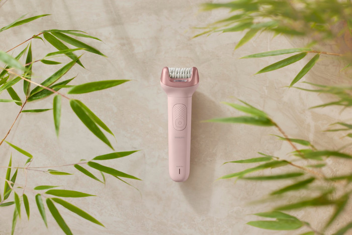 Philips Series 9000 BRE718/00 product in gebruik