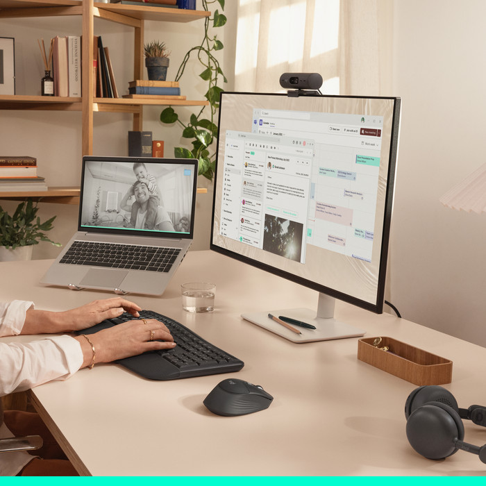 Logitech Signature Comfort Plus M850 L Draadloze Muis Graphite product in gebruik