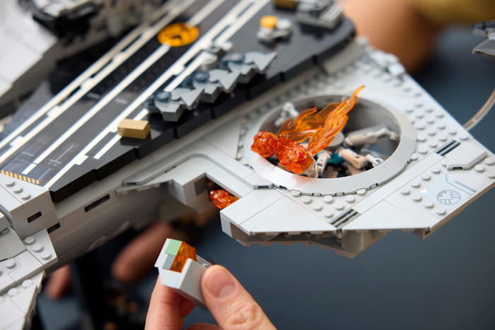 LEGO Marvel S.H.I.E.L.D. Helicarrier 76354 product in gebruik
