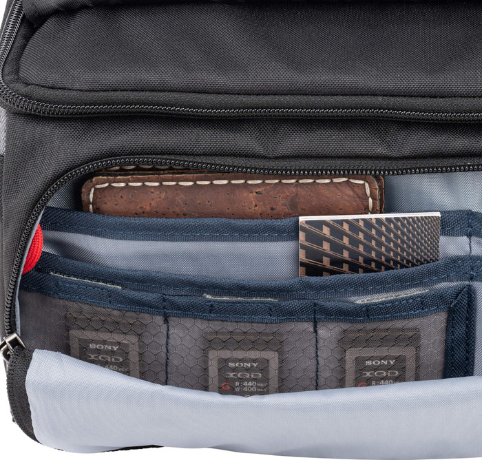 Think Tank Mirrorless Mover 25 Cool Grey binnenkant