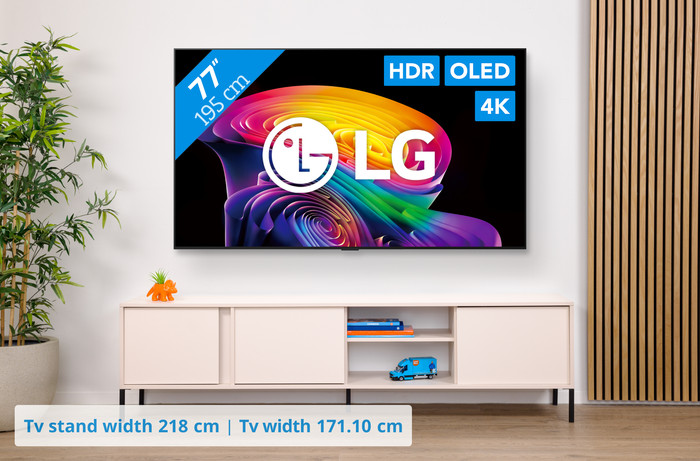 LG OLED evo 77 inches C6 (2026) visual Coolblue 1