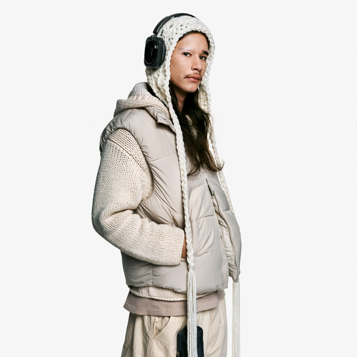 Nothing Headphone (a) Zwart product in gebruik