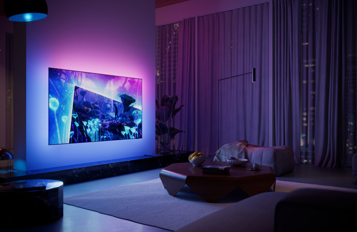 Philips Ambilight 65" OLED951 (2026) product in gebruik