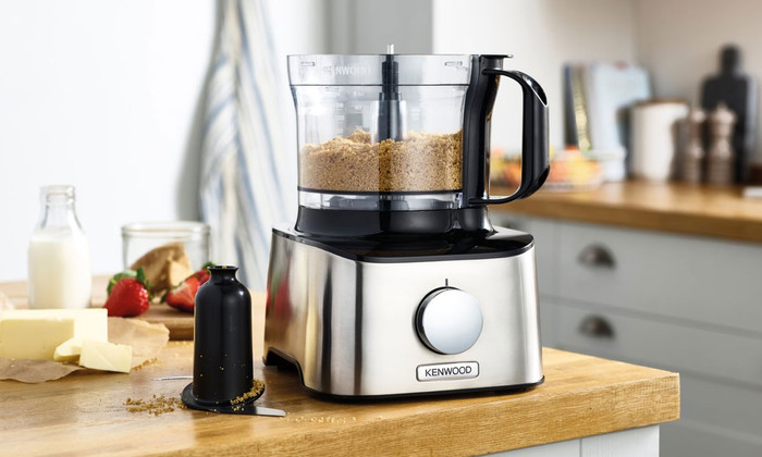 Kenwood MultiPro Compact FDM307SS produkt in gebrauch
