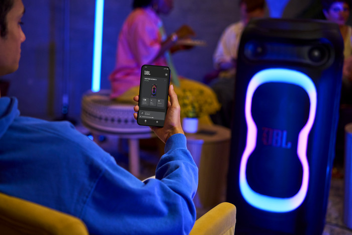 JBL Partybox Ultimate 2 product in gebruik