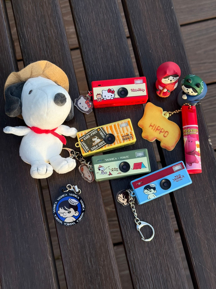 Yashica Funtastic Keychain Camera Boy Adventure product in gebruik