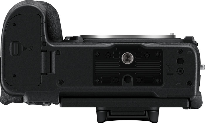 Nikon Z5 II + Nikkor Z 24-105mm f/4-7.1 onderkant