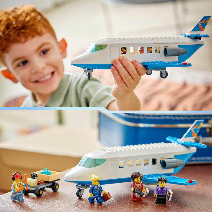 LEGO City Passagierstoestel 60492 product in gebruik