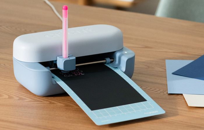 Cricut Acryl gelpennen 1,0 mm (set van 3) + adapter product in gebruik