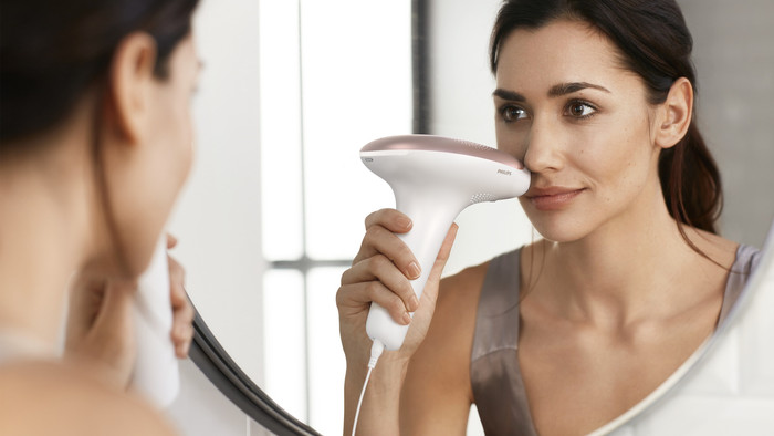 Philips Lumea IPL 7000 Series BRI923/00 product in gebruik