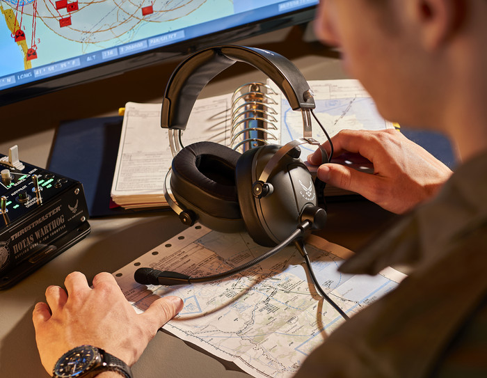 Jet Simulator Pack - Thrustmaster Hotas Warthog A-10C Aircraft Controller Replica PC visual supplier