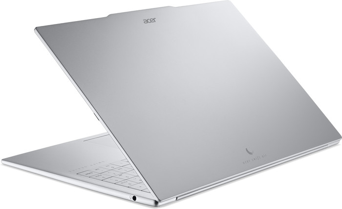 Acer Swift Air OLED Copilot+ PC SFA16-61M-R7WG achterkant